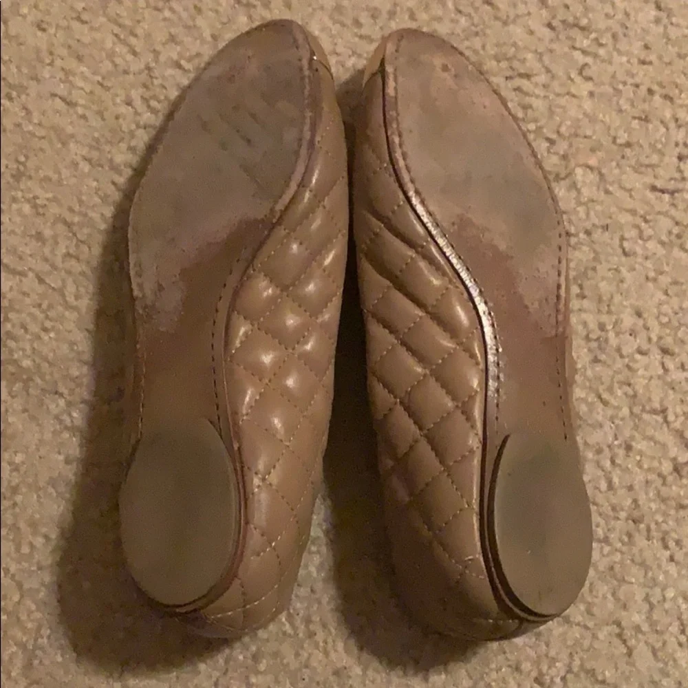 Tory Burch quilted flats size - 7 1/2 M - Picture 8 of 8